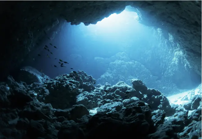 Hoehle_divedict_underwater_habitat_Habitate