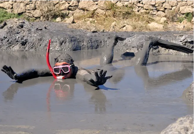 mudsoil_divedict_river_ocean_habitate_diving_diving